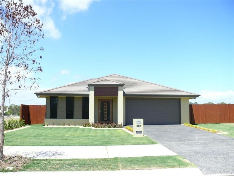 205 Long Street, Point Vernon QLD 4655