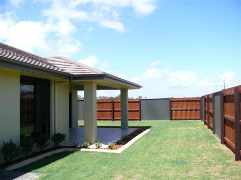 205 Long Street, Point Vernon QLD 4655