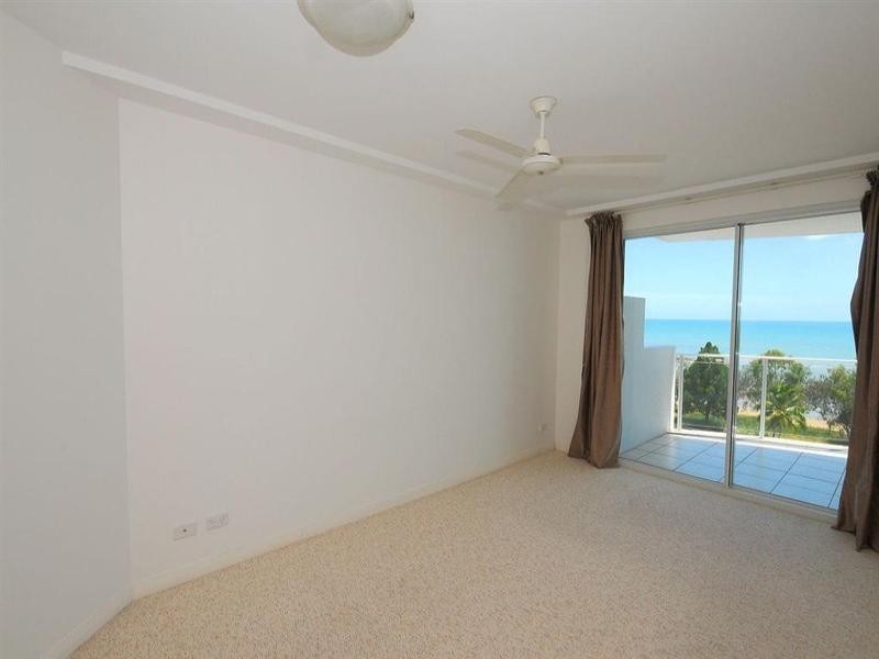 402/239 Esplanade, Pialba QLD 4655