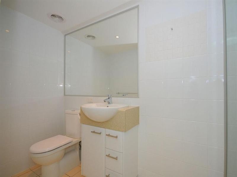 402/239 Esplanade, Pialba QLD 4655