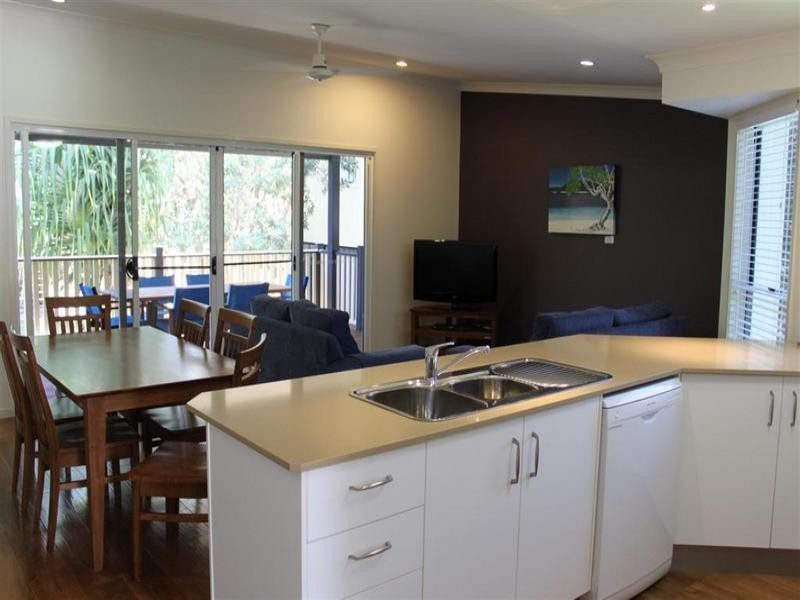 13 Williams Avenue, Fraser Island QLD 4581