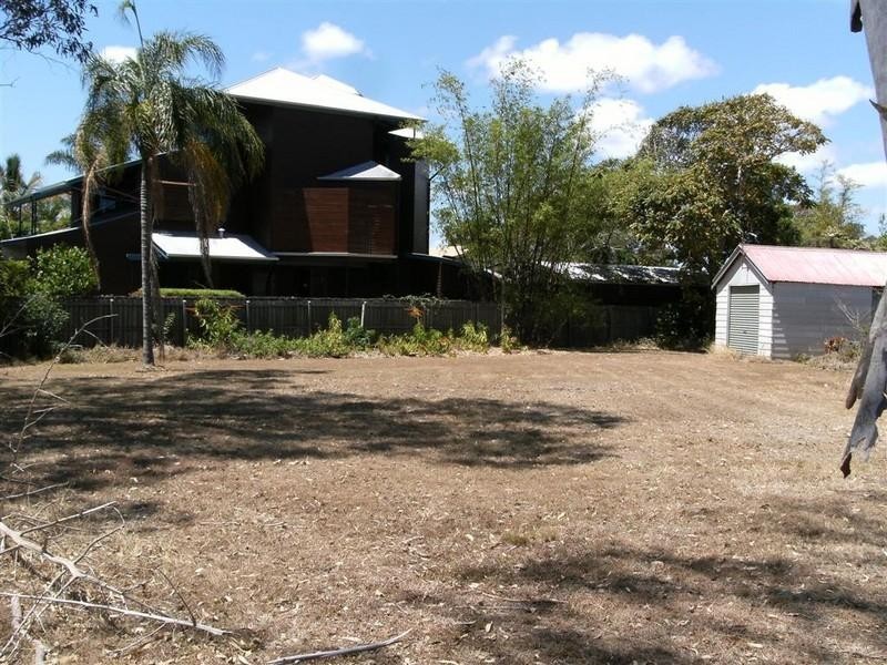 44 Esplanade, Point Vernon QLD 4655