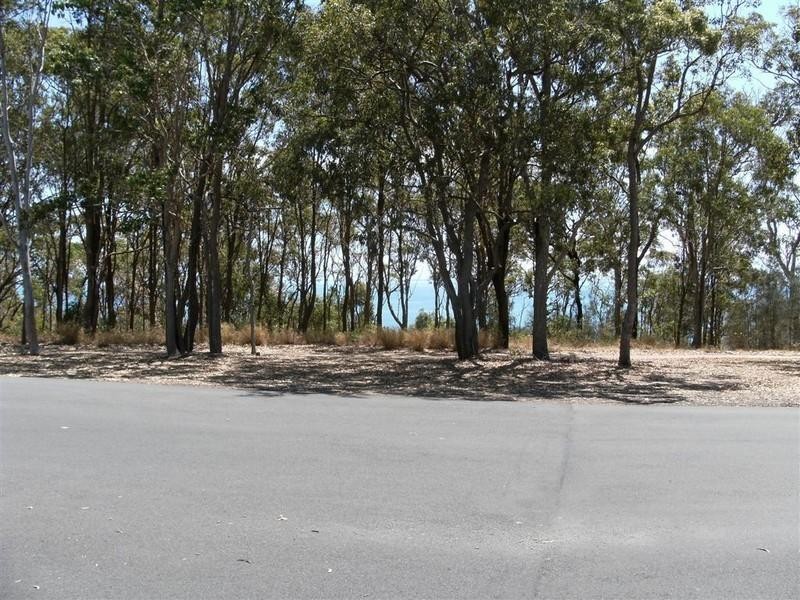 44 Esplanade, Point Vernon QLD 4655