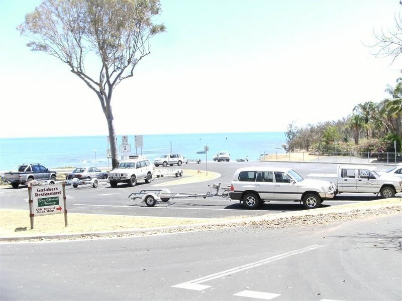 44 Esplanade, Point Vernon QLD 4655