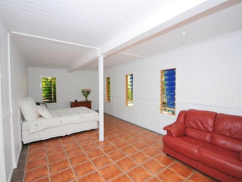 322 Torquay Terrace, Torquay QLD 4655