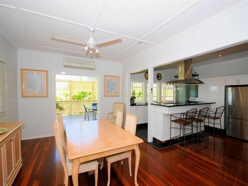 322 Torquay Terrace, Torquay QLD 4655