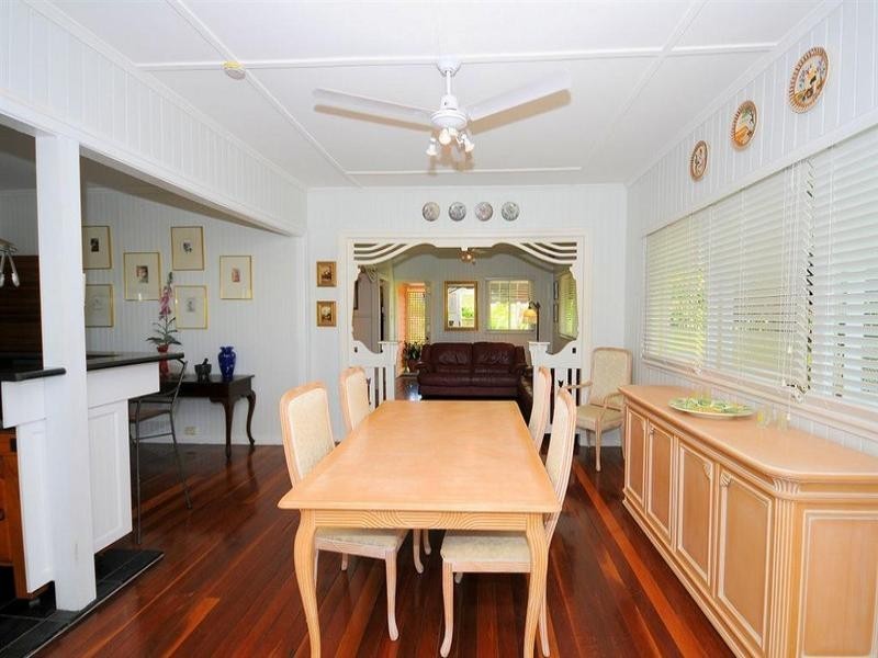 322 Torquay Terrace, Torquay QLD 4655