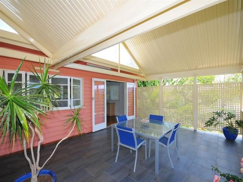 322 Torquay Terrace, Torquay QLD 4655