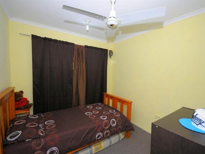 76 Cunningham Street, Urangan QLD 4655