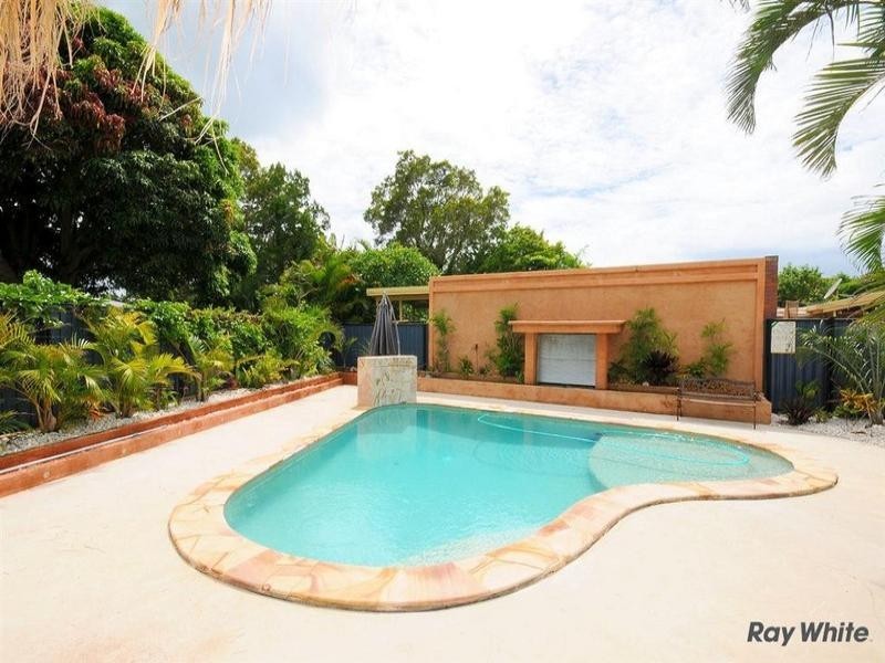 64 Truro Street, Torquay QLD 4655
