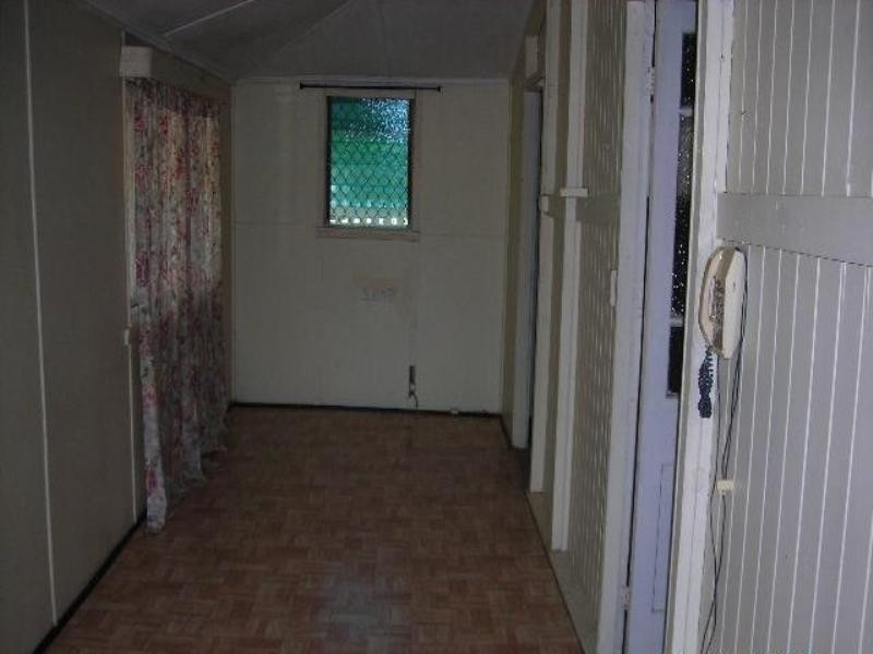 6 HIBISCUS Street, Urangan QLD 4655