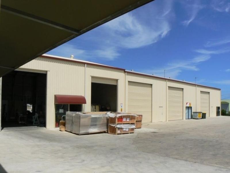 16-18 Driftwood Court, Urangan QLD 4655