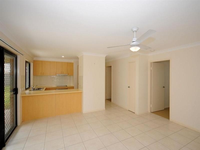 86 Endeavour Way, Eli Waters QLD 4655