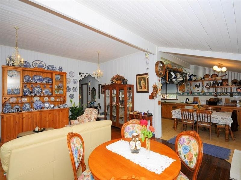 300 Torquay Terrace, Torquay QLD 4655