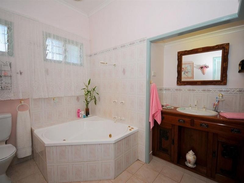 300 Torquay Terrace, Torquay QLD 4655