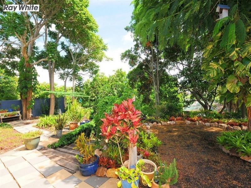 300 Torquay Terrace, Torquay QLD 4655