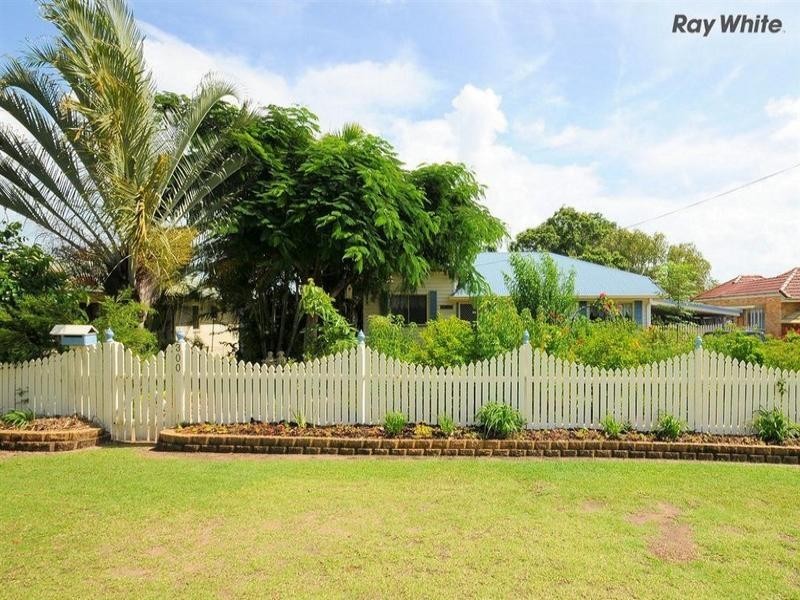 300 Torquay Terrace, Torquay QLD 4655