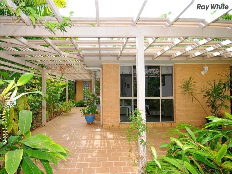 35 Valfern Court, Dundowran QLD 4655