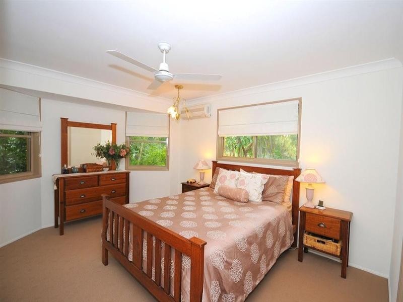 35 Valfern Court, Dundowran QLD 4655