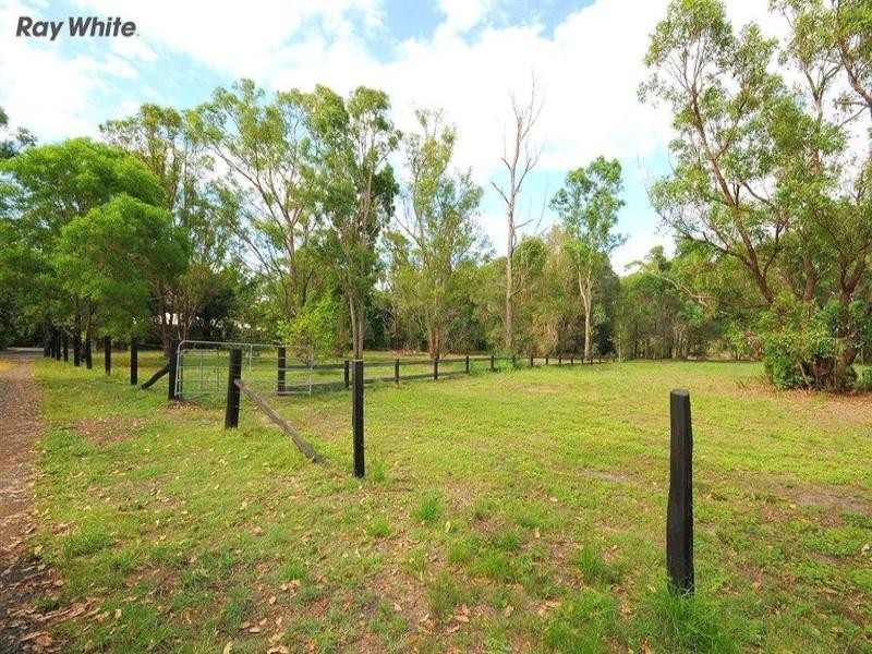 35 Valfern Court, Dundowran QLD 4655