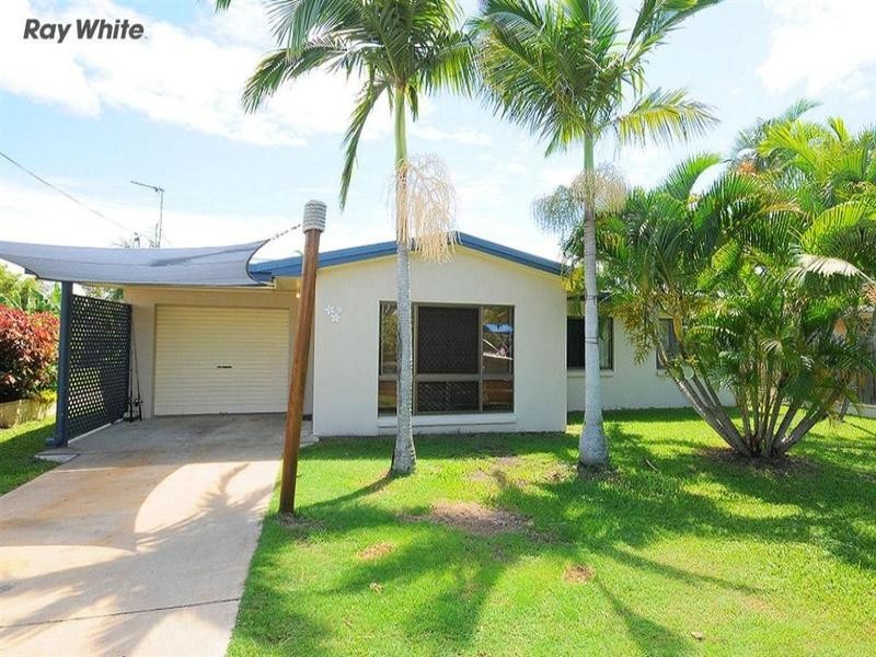 3 Limpus Street, Urangan QLD 4655