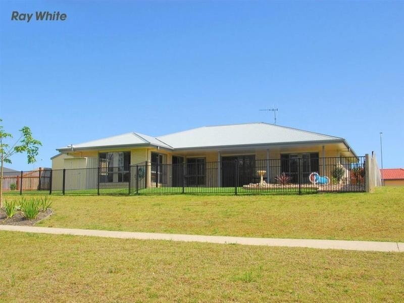 22 Spinnaker Drive, Point Vernon QLD 4655
