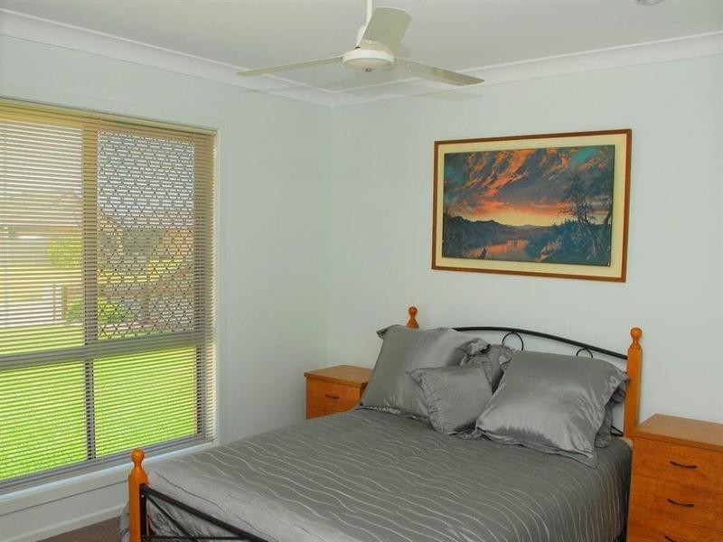 22 Spinnaker Drive, Point Vernon QLD 4655