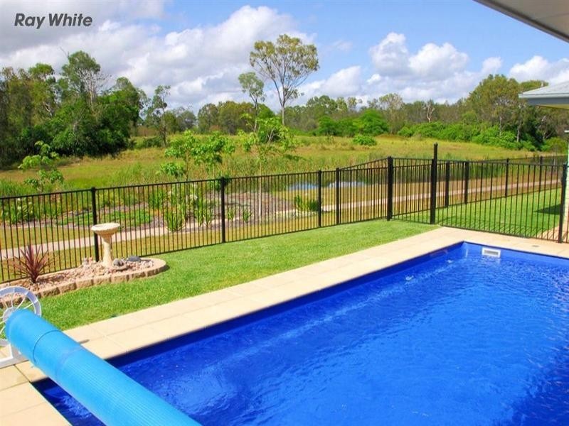 22 Spinnaker Drive, Point Vernon QLD 4655