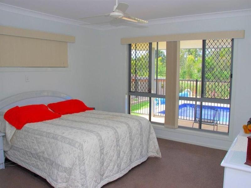 22 Spinnaker Drive, Point Vernon QLD 4655