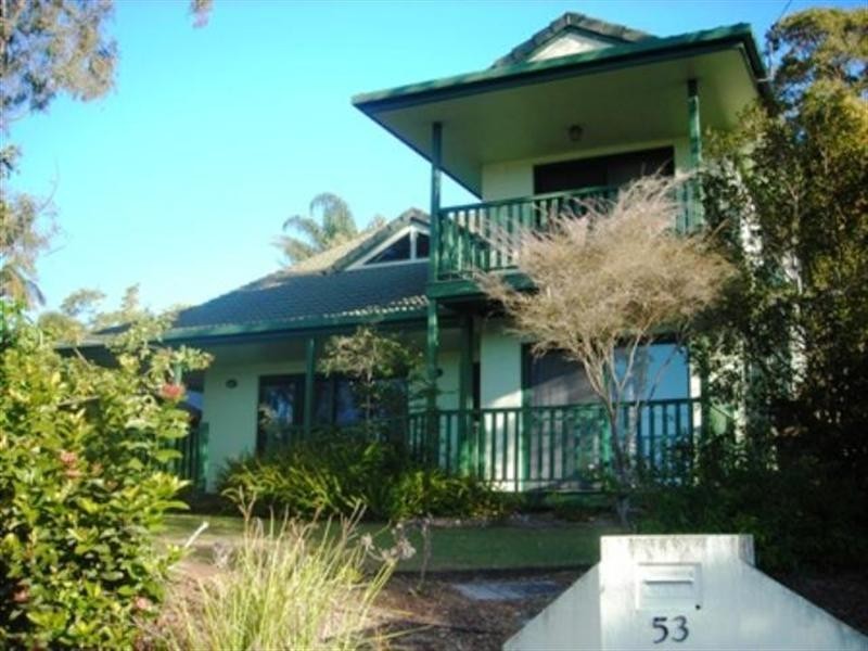 53 HILLCREST, Scarness QLD 4655