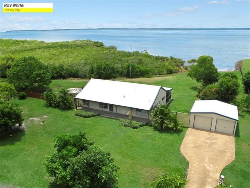 25 Pelican Avenue, Booral QLD 4655