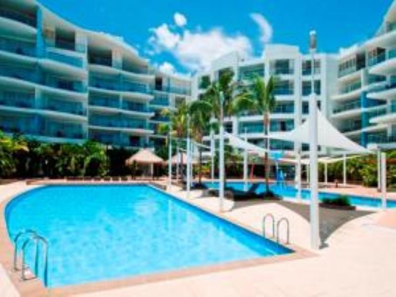 569 Charlton Esplanade, Urangan QLD 4655