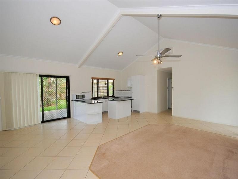 12 Ringtail Way, Urangan QLD 4655