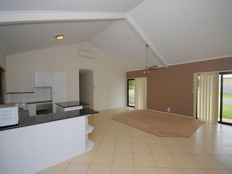 12 Ringtail Way, Urangan QLD 4655