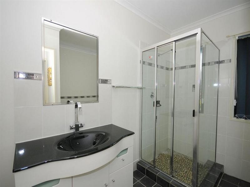 12 Ringtail Way, Urangan QLD 4655