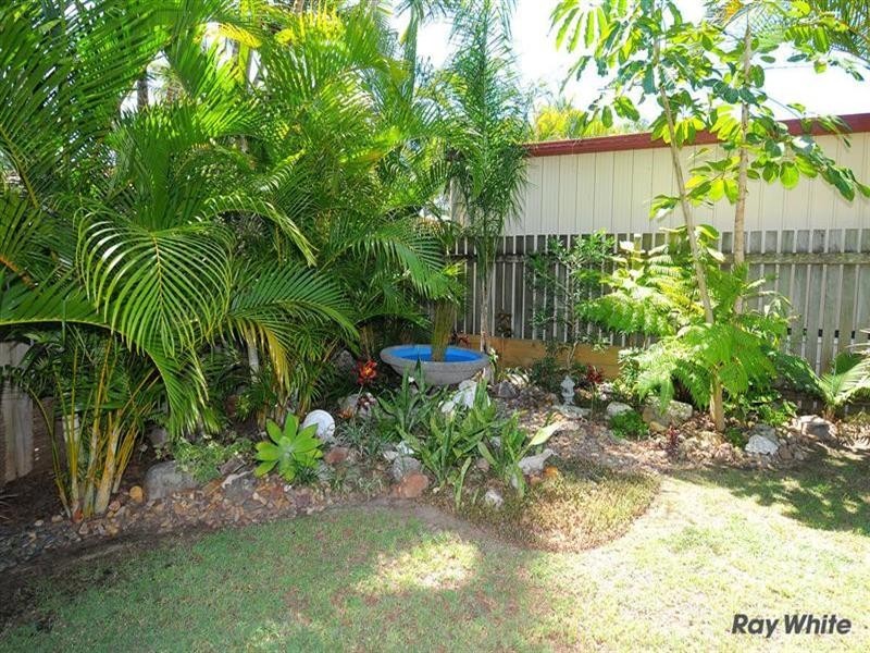 11 Granada Court, Point Vernon QLD 4655