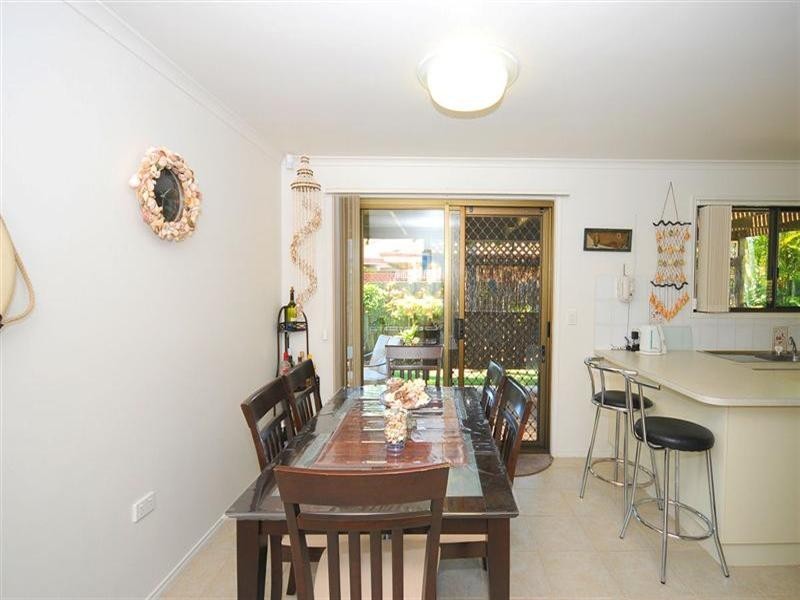 11 Granada Court, Point Vernon QLD 4655