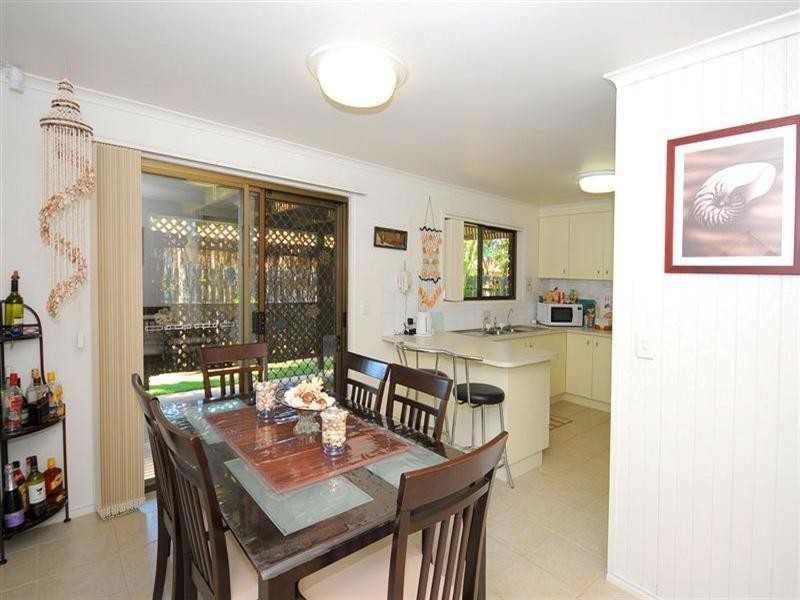 11 Granada Court, Point Vernon QLD 4655