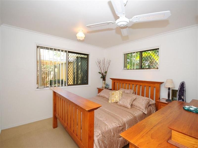 11 Granada Court, Point Vernon QLD 4655