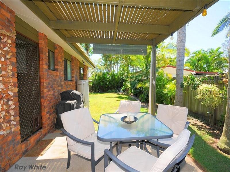 11 Granada Court, Point Vernon QLD 4655