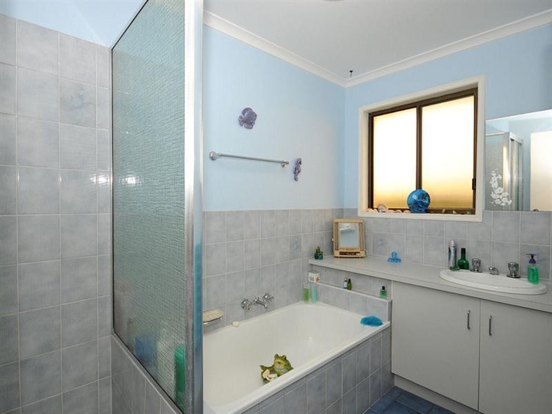 64 Johnston Boulevard, Urraween QLD 4655