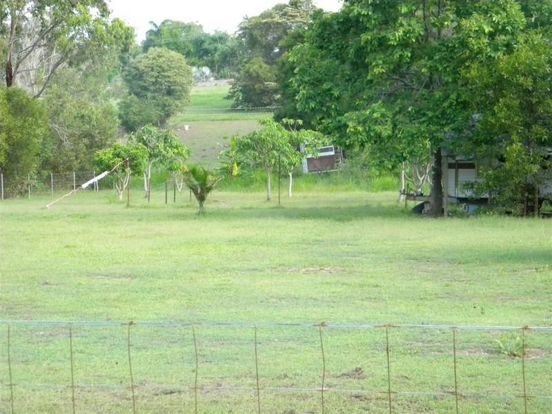 8 Oslove Drive, Booral QLD 4655