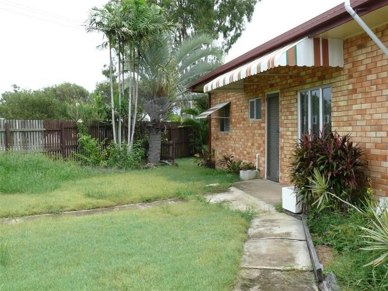 77 Spence Street, Point Vernon QLD 4655