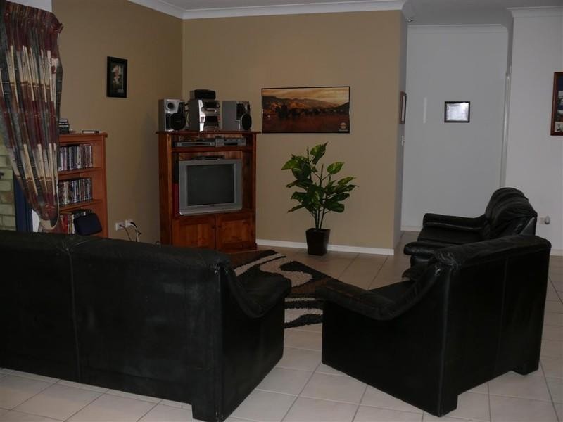 13 Bottlebrush Street, Kawungan QLD 4655