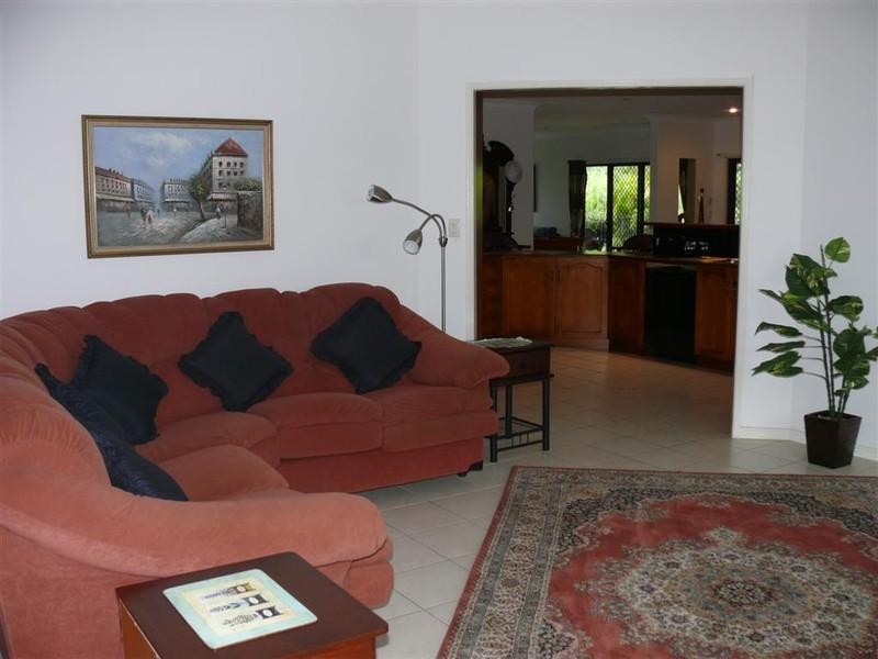 13 Bottlebrush Street, Kawungan QLD 4655