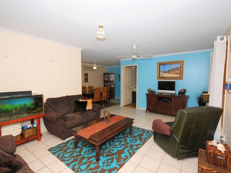 66 Anchorage Circuit, Point Vernon QLD 4655