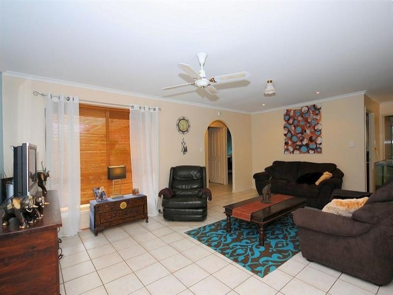 66 Anchorage Circuit, Point Vernon QLD 4655