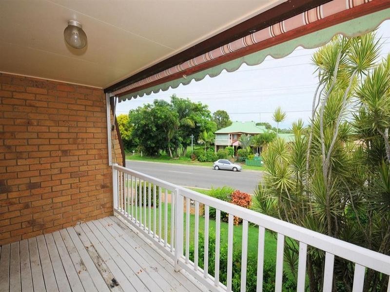 2/6 Beach Road, Pialba QLD 4655
