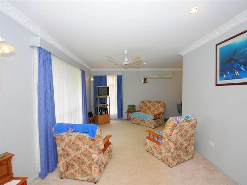 33 Cedar Crescent, Kawungan QLD 4655