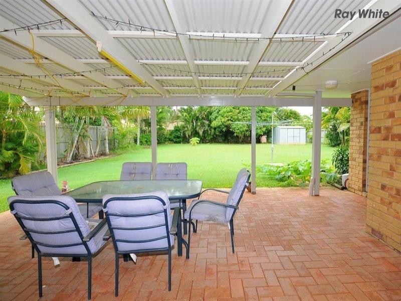 33 Cedar Crescent, Kawungan QLD 4655